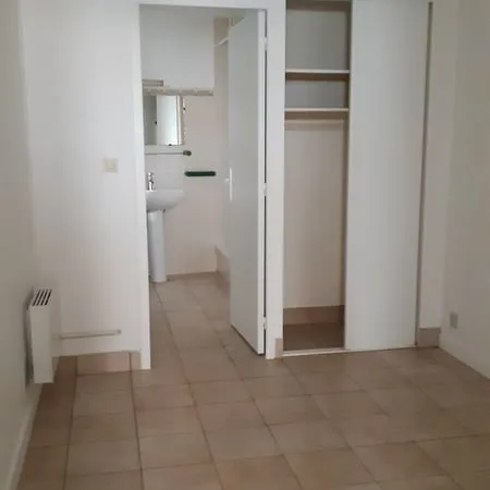 T2 non meublé, proche lycée C. Vernet