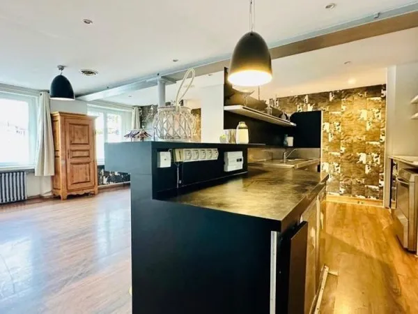 Vente Restaurant 464 m²