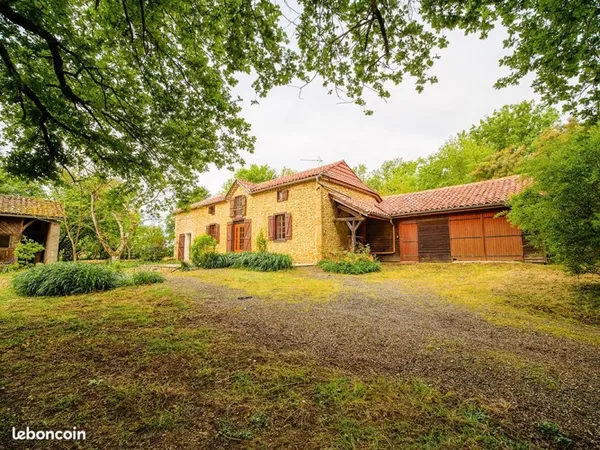 Maison 6 pièces 156 m²