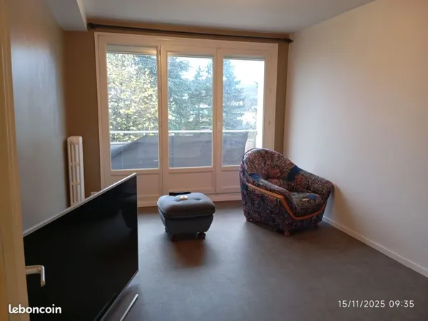 T3 60 m² .cuisine équipée+ garage
