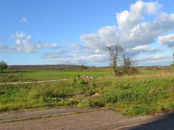 Dpt Moselle (57), à vendre PIBLANGE Terrain à viabiliser de 617,00 m²