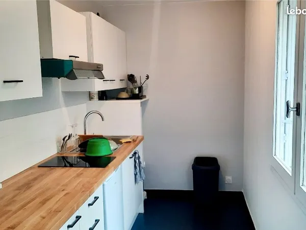 Studio rénové et meublé en centre ville Vierzon