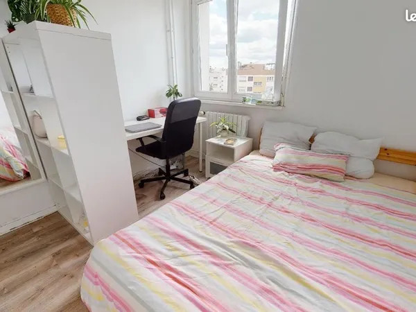 Chambre 4 pièces 69 m²