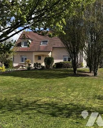 Maison 7 pièces 160 m²