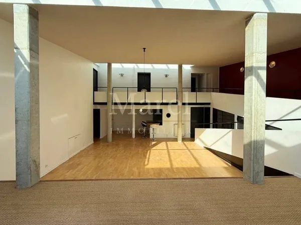 Appartement 6 pièces 141 m²