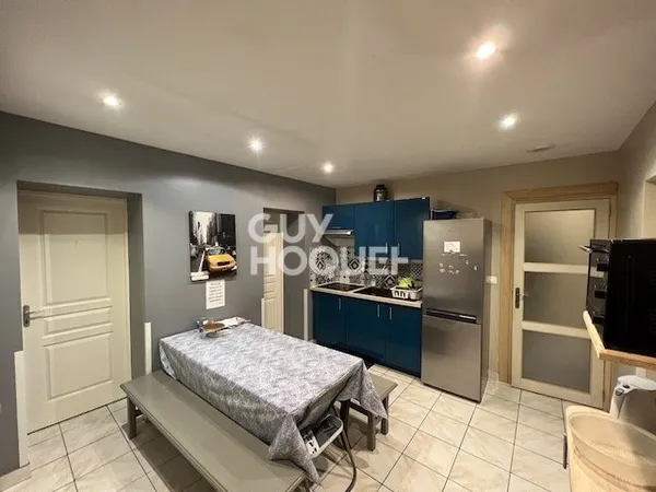 PROCHE GARE - IMMEUBLE D'ENVIRON 135M² COMPRENANT 9 LOTS