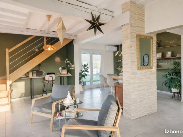 Maison familiale rénovée - 187 m² - Terrain clos de 2 700 m²