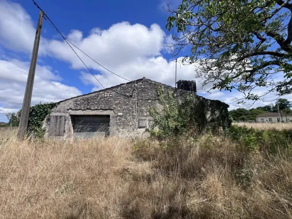 Local 4 pièces 200 m²