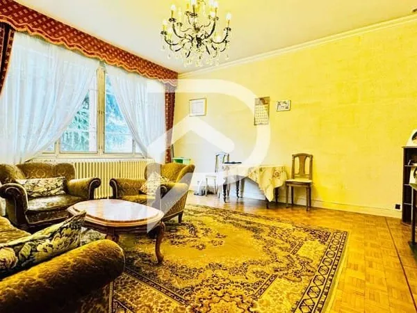 Maison 7 pièces 195 m²