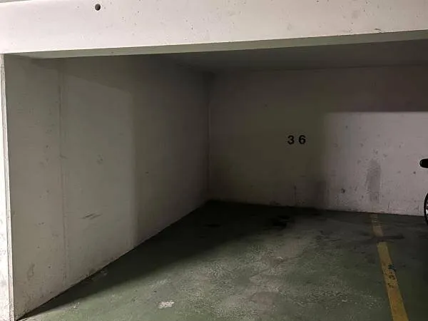 Parking 12 m²