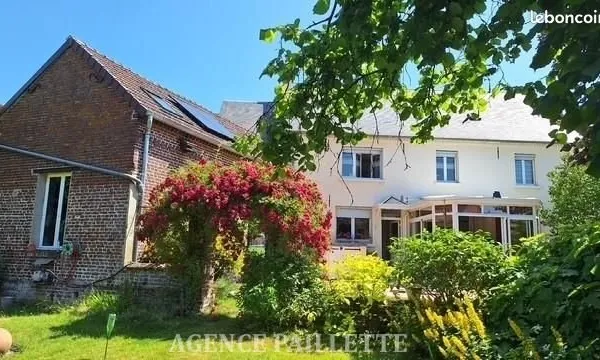 Maison 9 pièces 211 m²