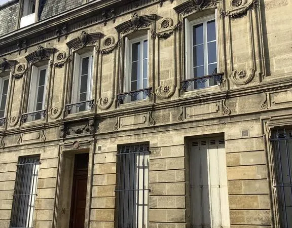 Maison 9 pièces 210 m²