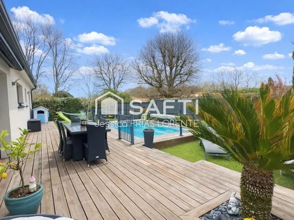 Maison cocon contemporaine avec piscine