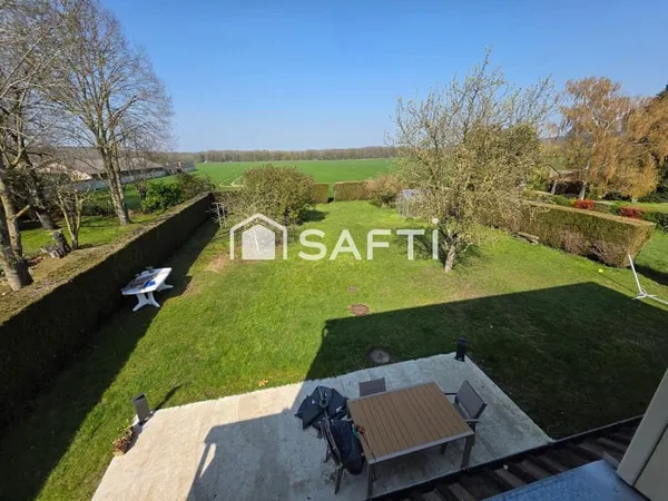 Maison vivable plain pied, village Bord de Seine