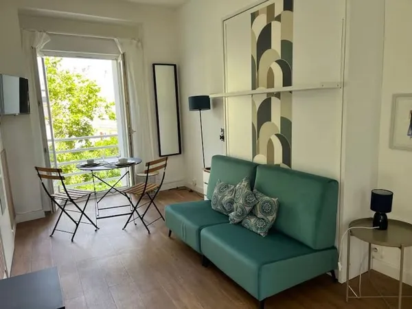Studio 1 pièce 24 m²