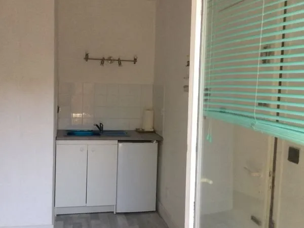 Studio 22m faubourg BOnnefoy