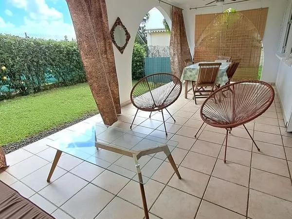 T 3 meuble belle terrasse