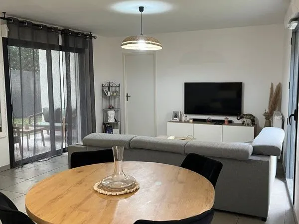 Rare à Bordeaux - T3 récent (2022) avec Jardin Privatif de 115 m² - Proche Gare & Quais