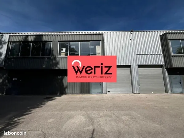 Local industriel 150 m²