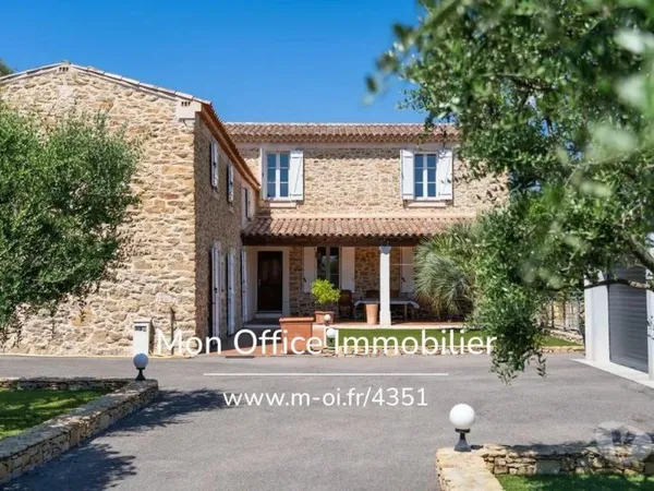 (4351-VCA) Référence : 4351-VCA - Mas provençal , dépendance...