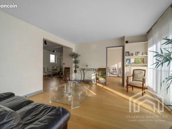 Bel Appartement 3/4 pièces 78 m2 - Courbevoie (Becon)