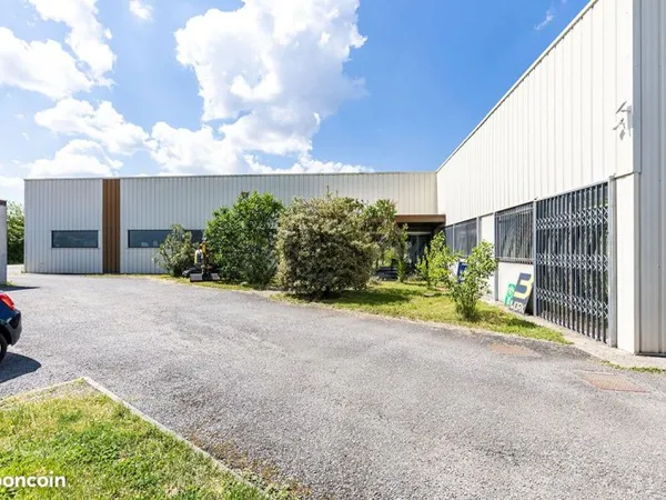 Bureaux 1040 m² BORDEAUX