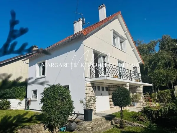 Maison 10 pièces 179 m²
