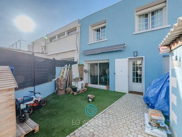 Maison en très bon état avec jardin