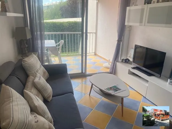 Studio 1 pièce 19 m²