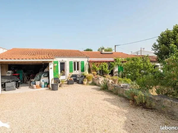 Longère 5 pièces 106 m²