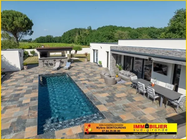 Maison de plain-pied 4 pièces 160 m²