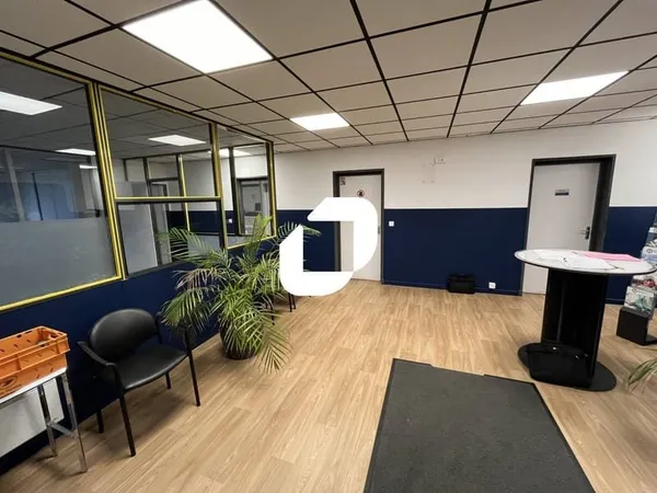 Bureaux 190 m²