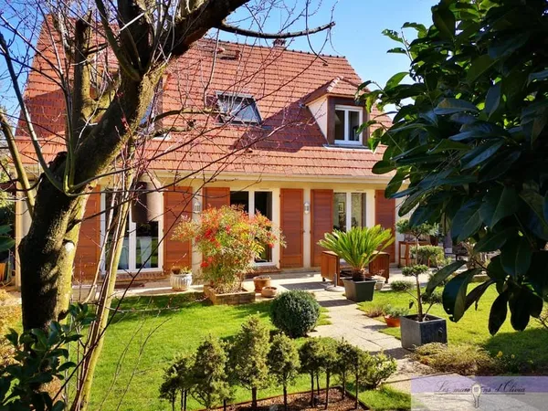 Maison familiale 162m2 avec véranda de 27m2, 4 chambres pro