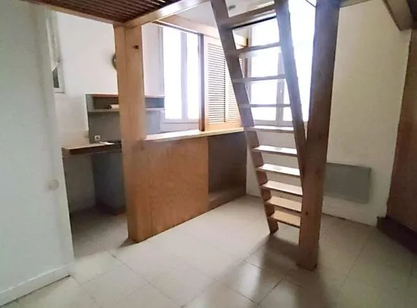 Appartement de 17 m2 avec mezzanine - Paris 75015