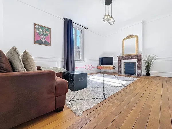 A VENDRE - APPARTEMENT TYPE 2 - REIMS HYPER CENTRE