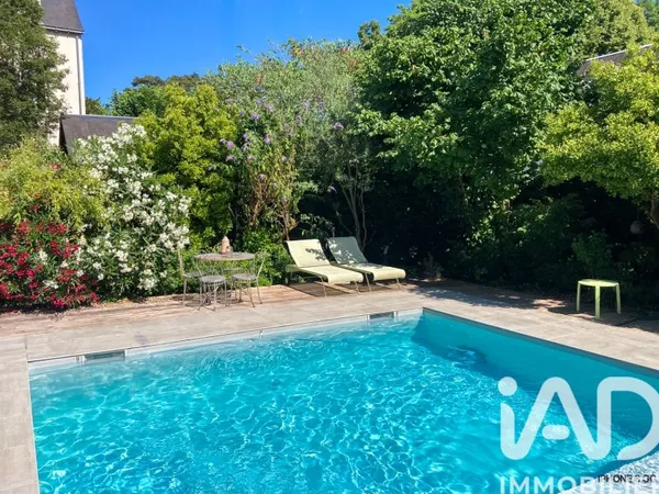 Maison 8 pièces 182 m²