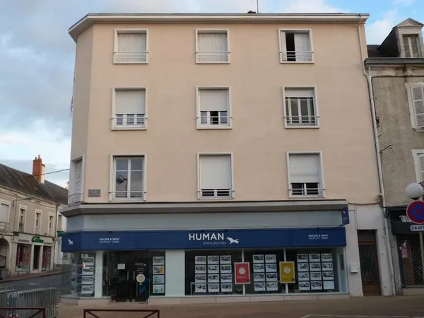 Vierzon Hyper-centre - Appartement Duplex T4 - 116 M²