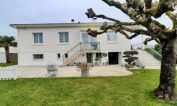 Propriété 6 pièces 127 m²