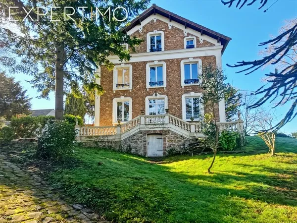 Maison meulière du XIXème siècle - 175 m2