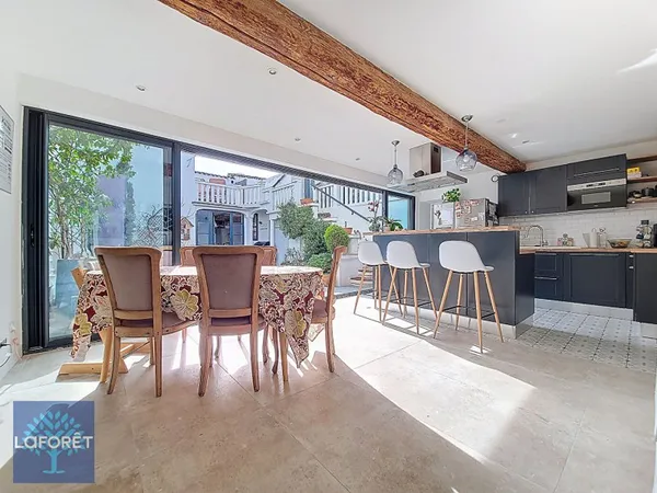 Maison 7 pièces 191 m²