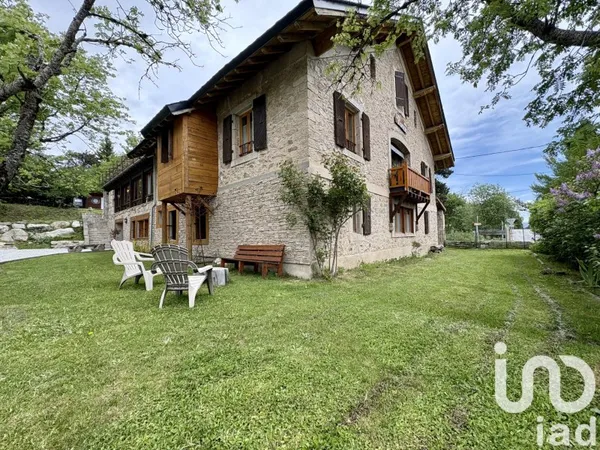 Maison 17 pièces 578 m²