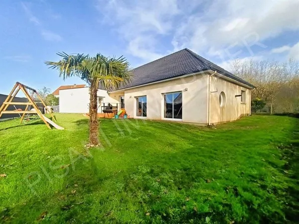 Maison de plain-pied 6 pièces 170 m²