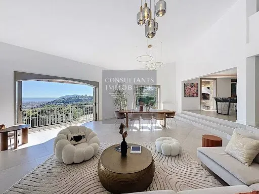 Maison 7 pièces 307 m²