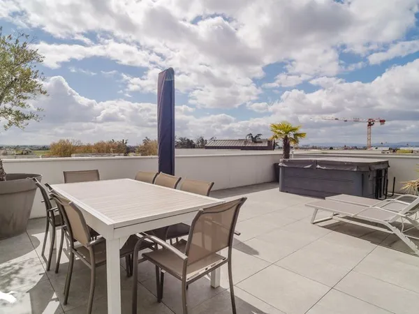 Appartement 3 pièces 79 m²