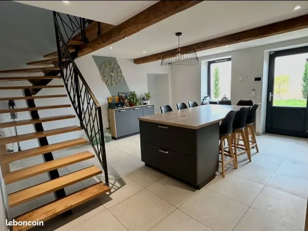 Maison en pierre rénovée