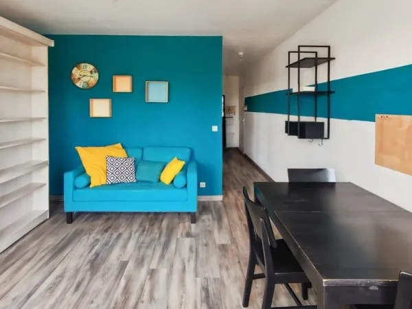 Grand studio meublé avec balcon + parking Idéal investisse