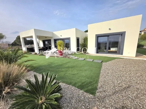 Villa 5 pièces 222 m²
