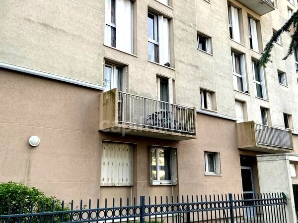Appartement F4 divisé en 2lot GAGNY (93)