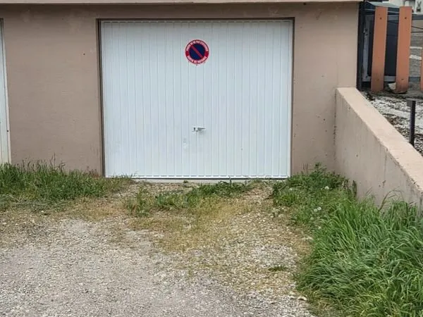 Location ou vente garage