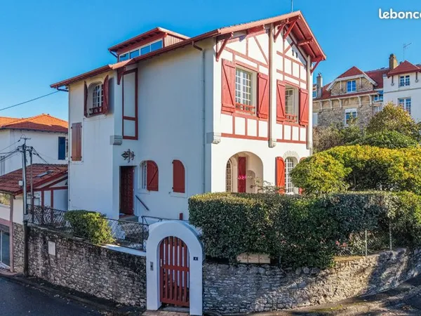 Maison 7 pièces 189 m²